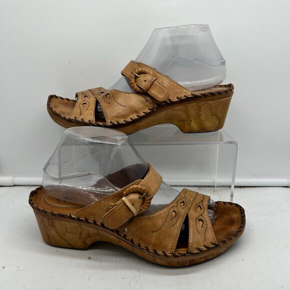Ariat Sandals Womens 9 Tan Light Brown Leather Heeled Buckle Strap Slide - Picture 1 of 9